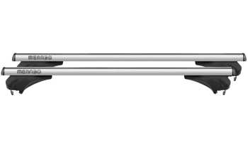 Set van 2 Aluminium Dakdragers – Stijlvol, Sterk en Veilig Geef je auto een upgrade met deze elegante, aerodynamische dakdragers van hoogwaardig aluminium. Ideaal voor het vervoeren van dakkoffers, fietsen of extra bagage. Snel en eenvoudig te monteren, afsluitbaar voor maximale veiligheid. Perfect voor elke roadtrip of vakantie! Eigenschappen Set van 2 aluminium dakdragers Ovaalvormige dwarsdragers Afmetingen: 131,5cm x 4,7 cm breed x 2,7cm hoog Voorzien van T-sleuven (T-track) 4 geïntegreerde sloten, inclusief 2 sleutels Draagvermogen: max. 75 kg Geschikt voor voertuigen met dakrails 2 jaar garantie, menabo-ariem-dakdragers-geintigreerde-rails-sorent-min